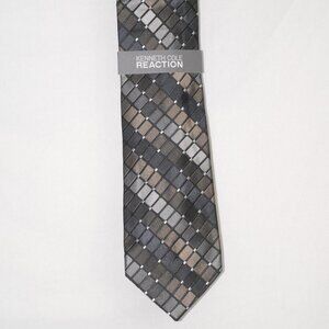 NWT 100% Silk 3.25” Kenneth Cole Reaction Tie Multicolored Michigan Square